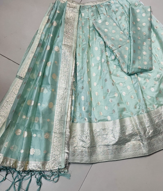 Tissue Banarasi Green Wedding Lehnga