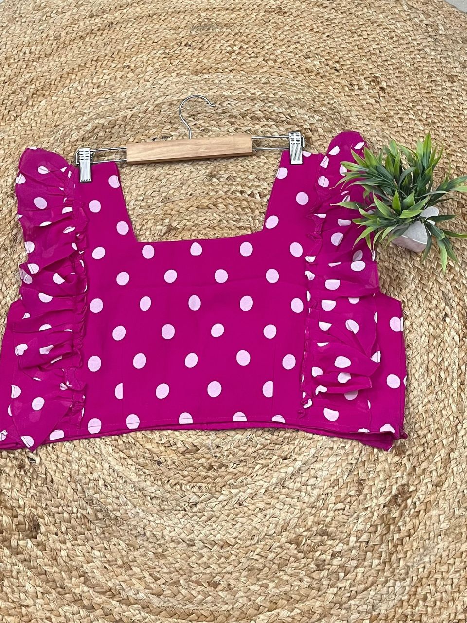Polka Dots Georgette Vaibhavi Fuchsia Skirt Set