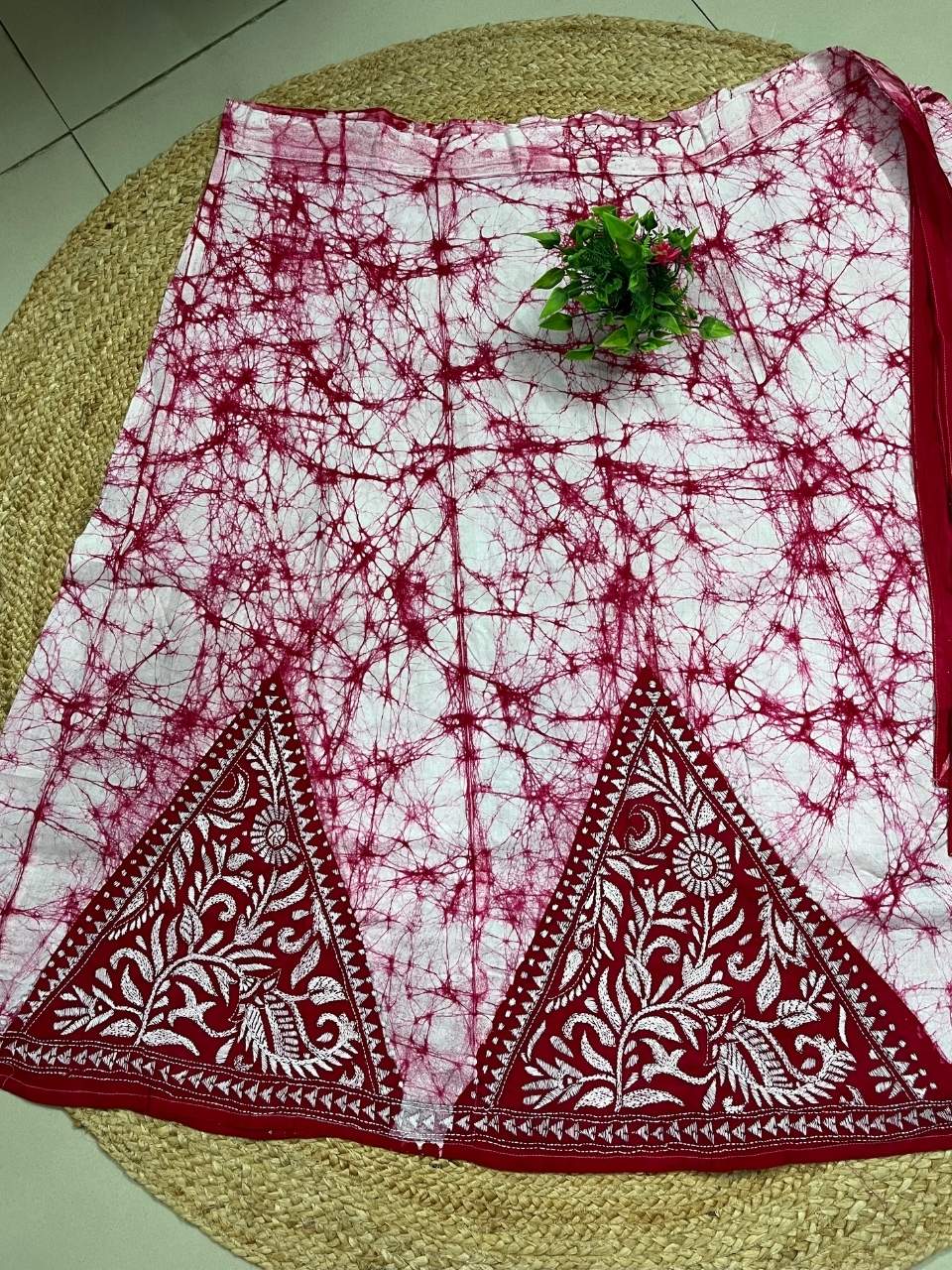Kantha White Pink zini Batik Cotton Wrap Indian Skirt